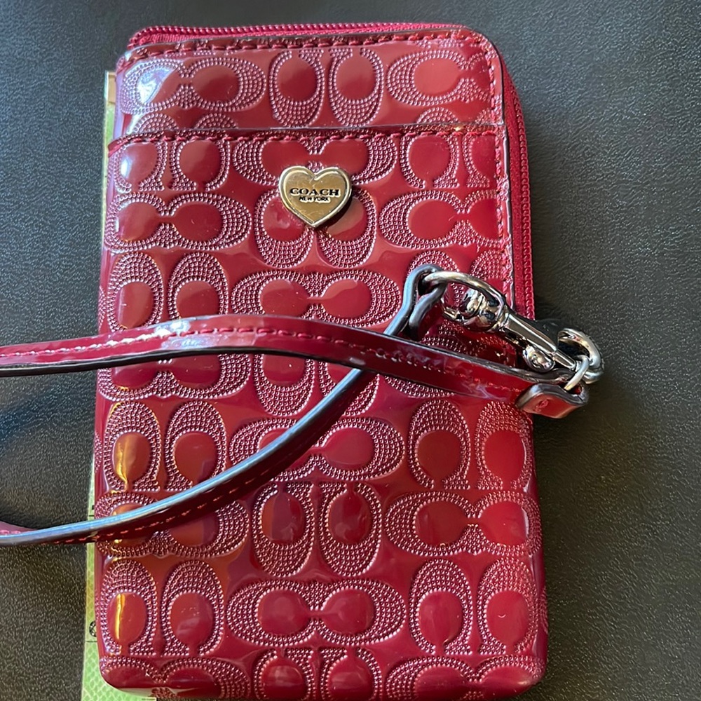Authentic Coach phone/card carrying case. Great condition!